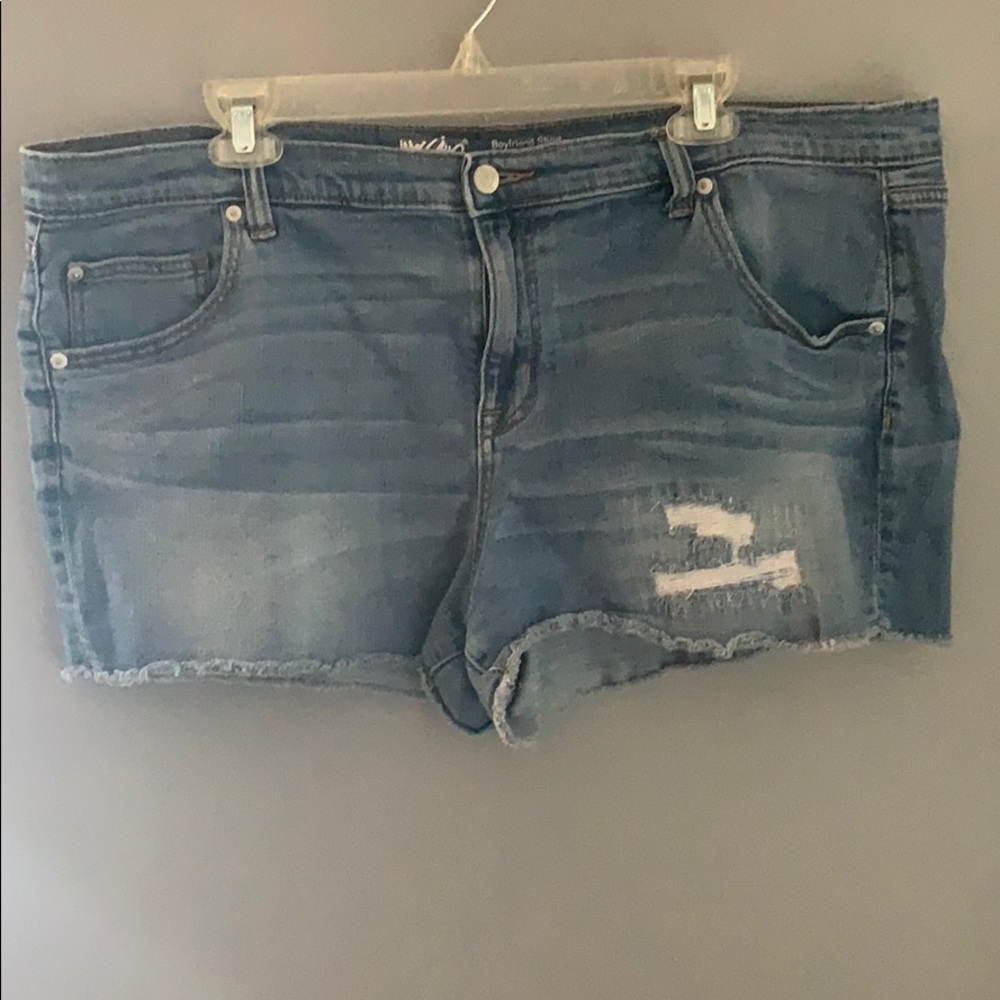 2/$25 Boyfriend style distressed jean shorts